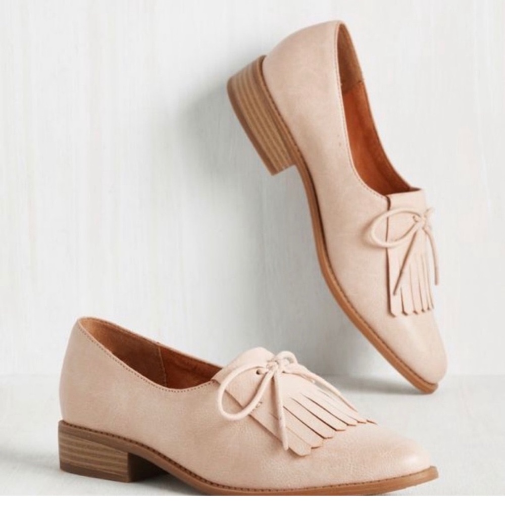 BC Oxford Fringe Loafers
